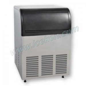 water spray type ice machine