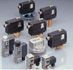 <d><d>l<em></em>ink</d></d>to this product lineup.