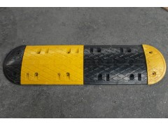 Rubber Speed Hump图2