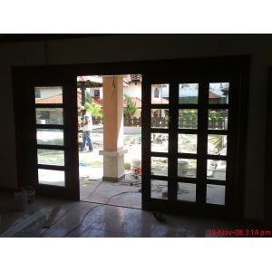 Pintu sliding kayu