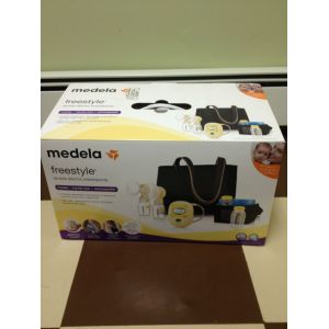 Medela Freestyle Hand's Free Breast Pump