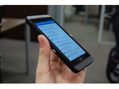 Apple iPhone 5 (Latest Model) - 64GB - White (Factory Unlocked图2