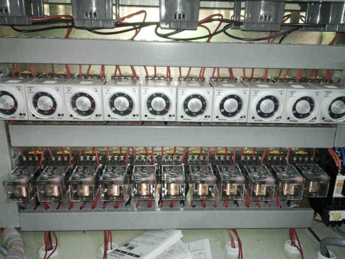 10zone vaccum leak tester panel1