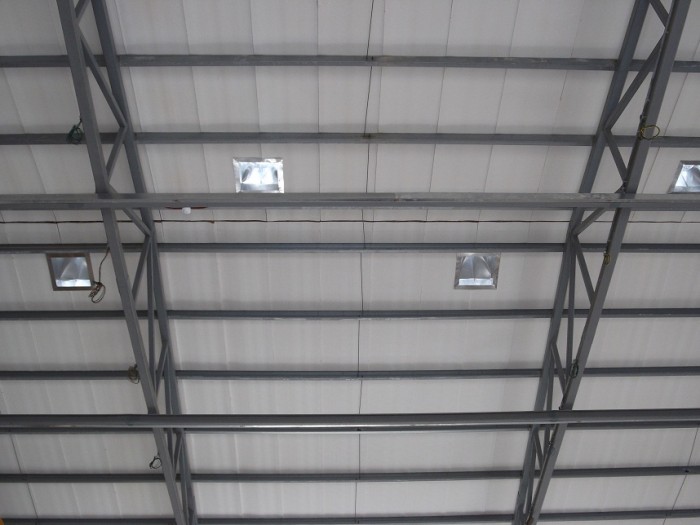 Factory - Bottom Adaptor (only for aluminium foil roofing)