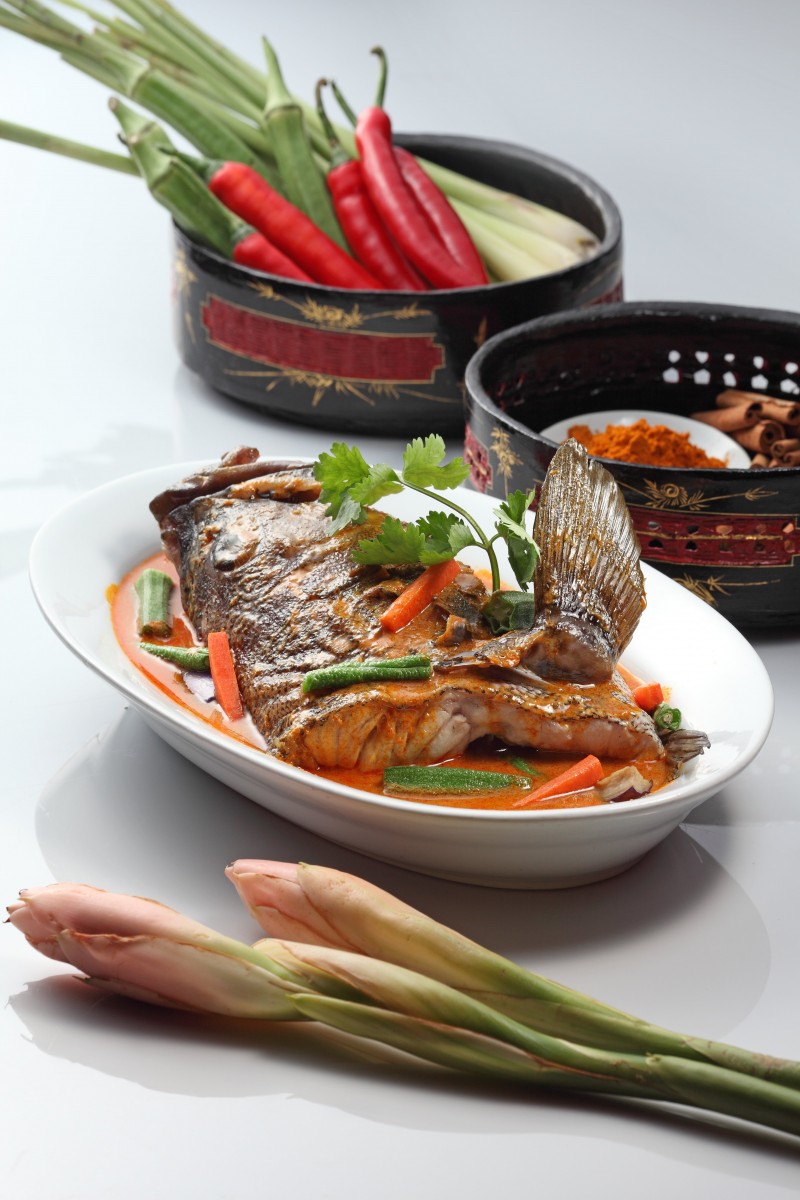 Nyonya Kari Kepala Ikan | Nyonya Curry Fish Head