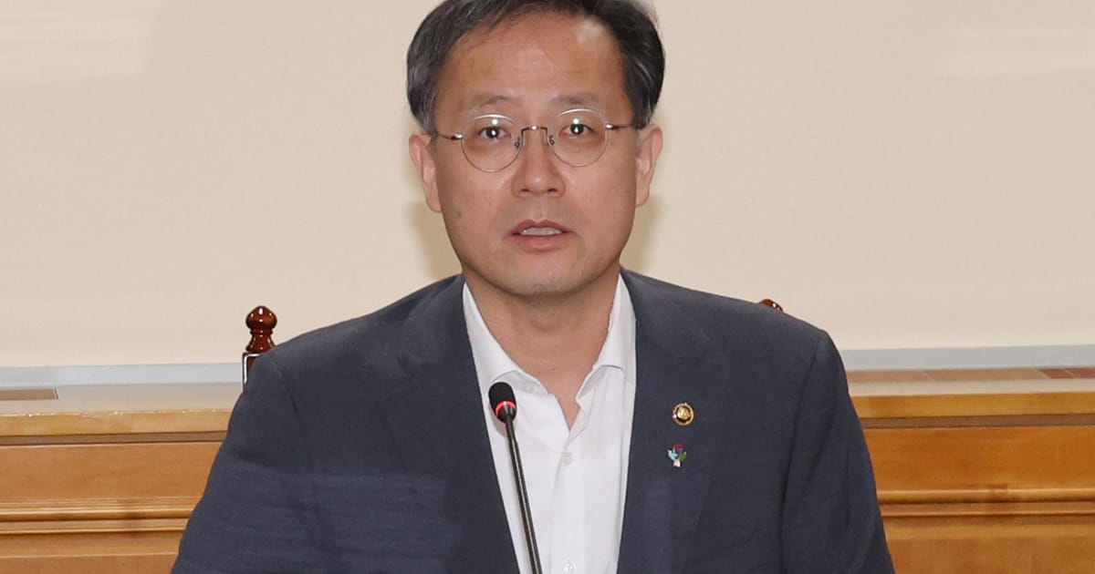 S. Korea names veteran technocrat Lee Hyoung-il as new finance chief