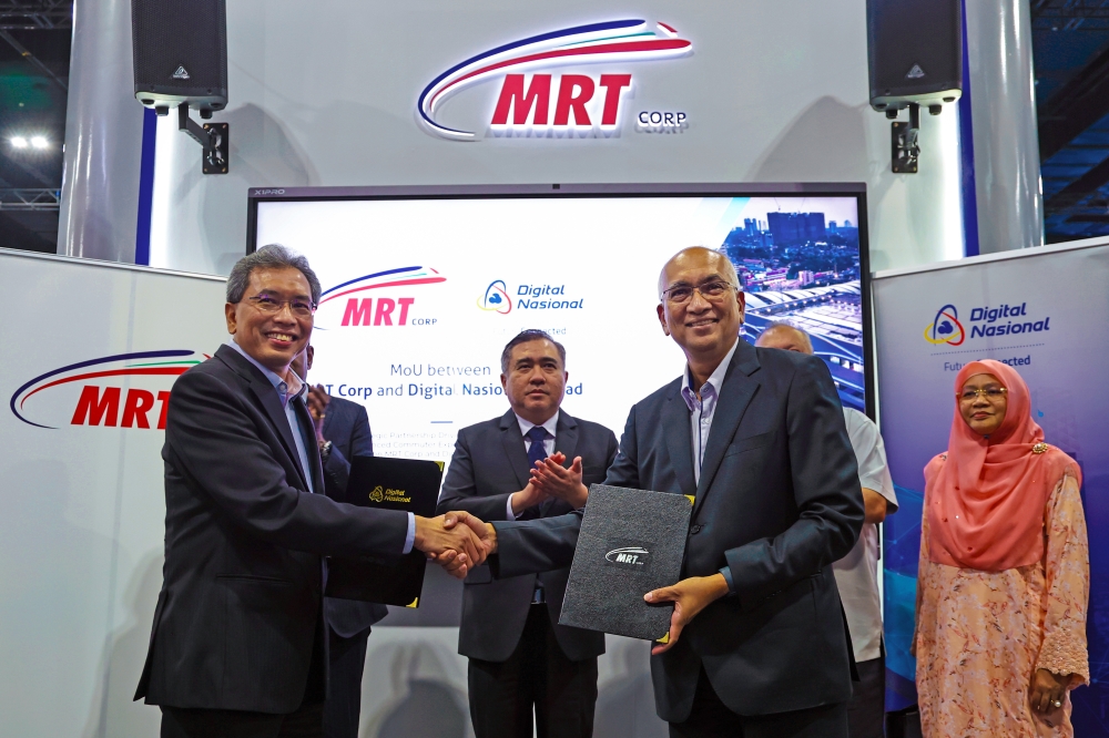 DNB, MRT Corp team up to bring 5G to Johor-Singapore RTS Link